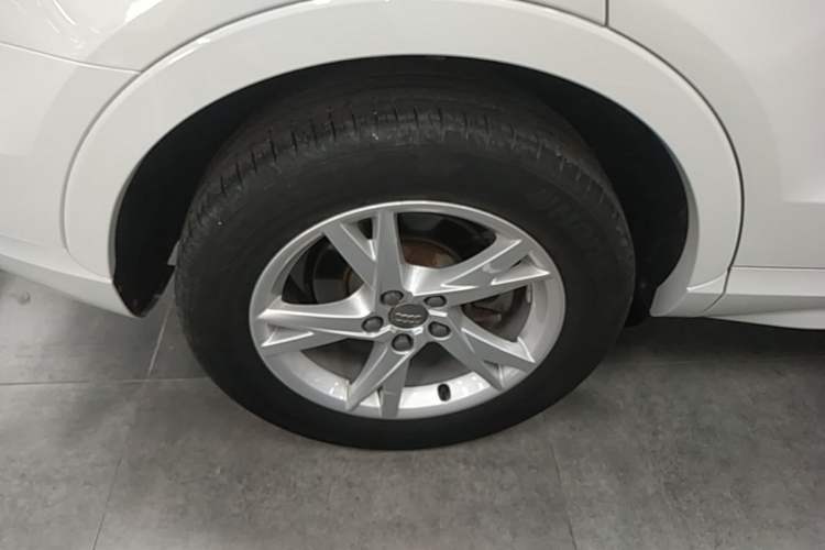 Used Audi Q3 2018 30th Anniversary Edition 30 TFSI Fashion Model Right Rear Wheel Hub