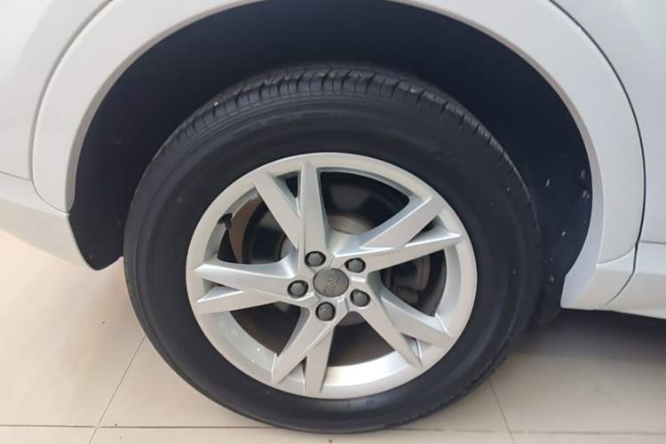 Used Audi Q3 2018 30th Anniversary Edition 35 TFSI Fashion Model Right Rear Wheel Hub