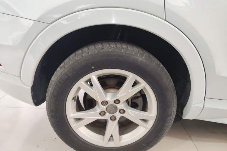 Used Audi Q3 2018 30th Anniversary Edition 35 TFSI Fashion Model Right Rear Wheel Hub