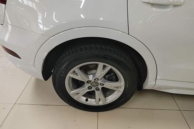Used Audi Q3 2018 30th Anniversary Edition 35 TFSI Fashion Model Right Rear Wheel Hub