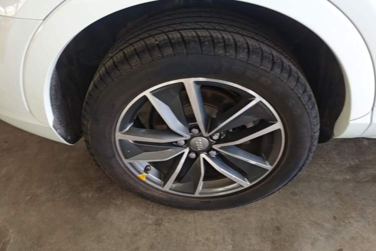 Used Audi Q3 2018 30th Anniversary Edition 35 TFSI Fashion Model Right Rear Wheel Hub