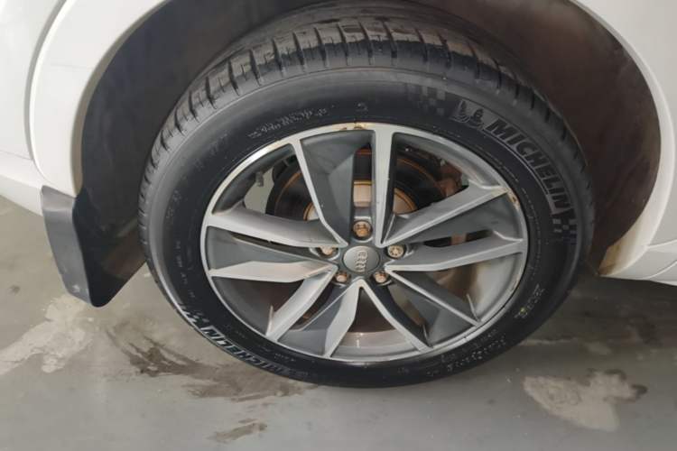 Used Audi Q3 2018 30th Anniversary Edition 30 TFSI Fashion Model Right Rear Wheel Hub