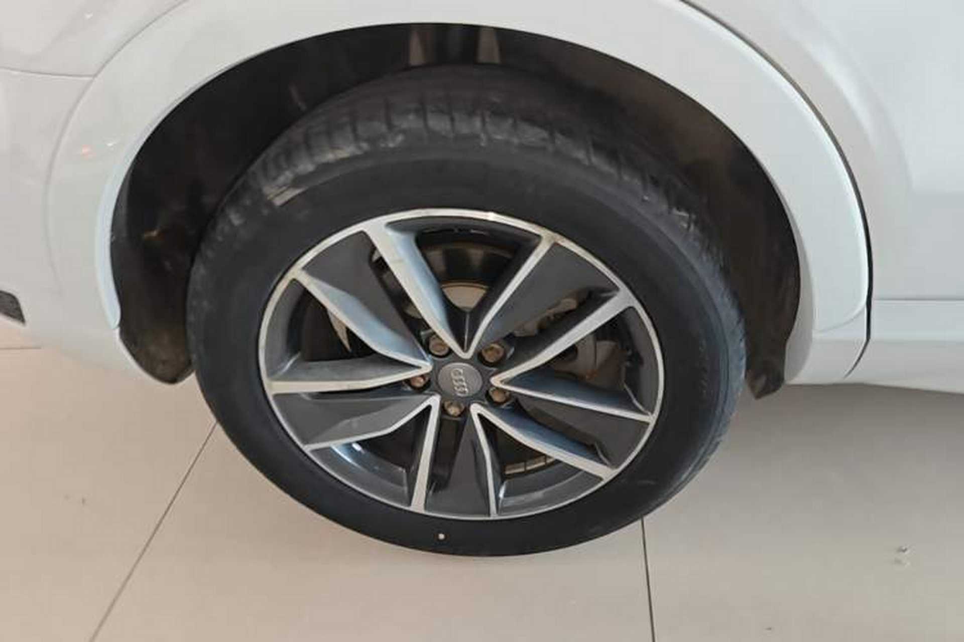 Used Audi Q3 2018 30 TFSI Fashion Edition Collector's Version Right Rear Wheel Hub