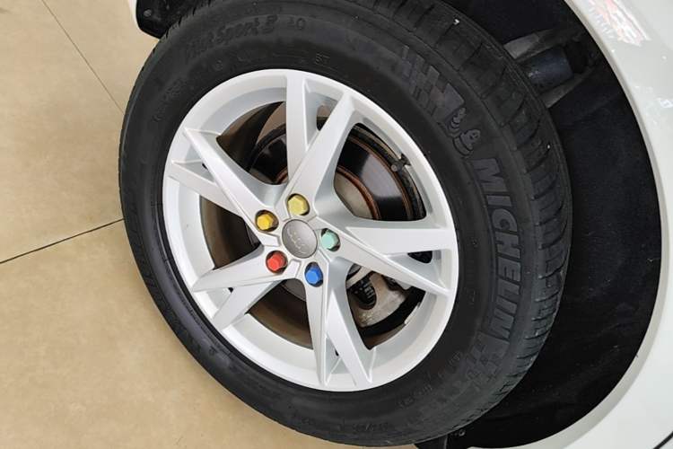 Used Audi Q3 2018 30th Anniversary Edition 30 TFSI Fashion Model Right Rear Wheel Hub