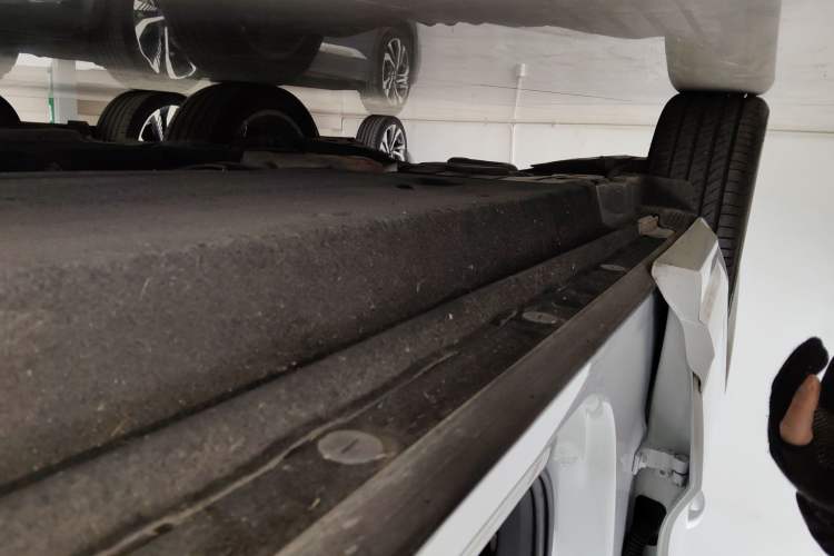 Used Audi Q3 2018 30th Anniversary Edition 35 TFSI Sport Model Right Side Sill