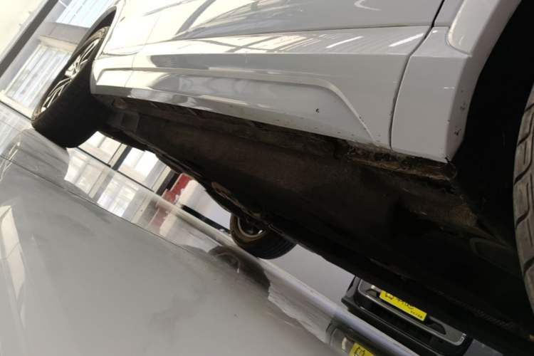 Used Audi Q3 2018 30 TFSI Fashion Edition Collector's Version Right Side Sill