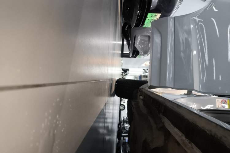 Used Audi Q3 2018 30th Anniversary Edition 30 TFSI Fashion Model Right Side Sill
