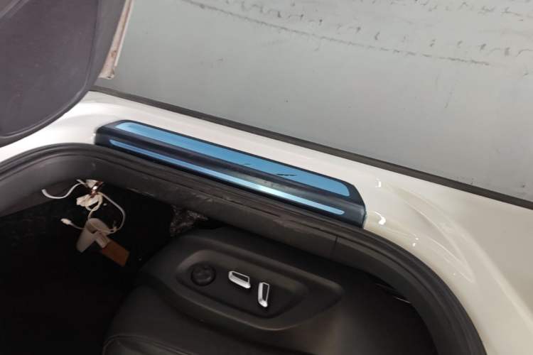 Used Audi Q3 2018 30th Anniversary Edition 35 TFSI Fashion Model Right Side Sill