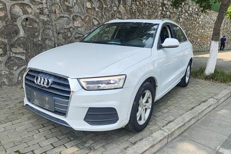 Used Audi Q3 2018 30th Anniversary Edition 30 TFSI Fashion Model Guazi used car, China used car export, Used car for sale, Used  cars, Cheapest cars for sale