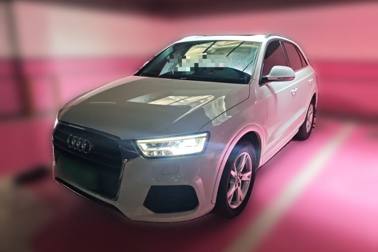 Used Audi Q3 2018 30th Anniversary Edition 30 TFSI Fashion Model Guazi used car, China used car export, Used car for sale, Used cars, Cheapest cars for sale