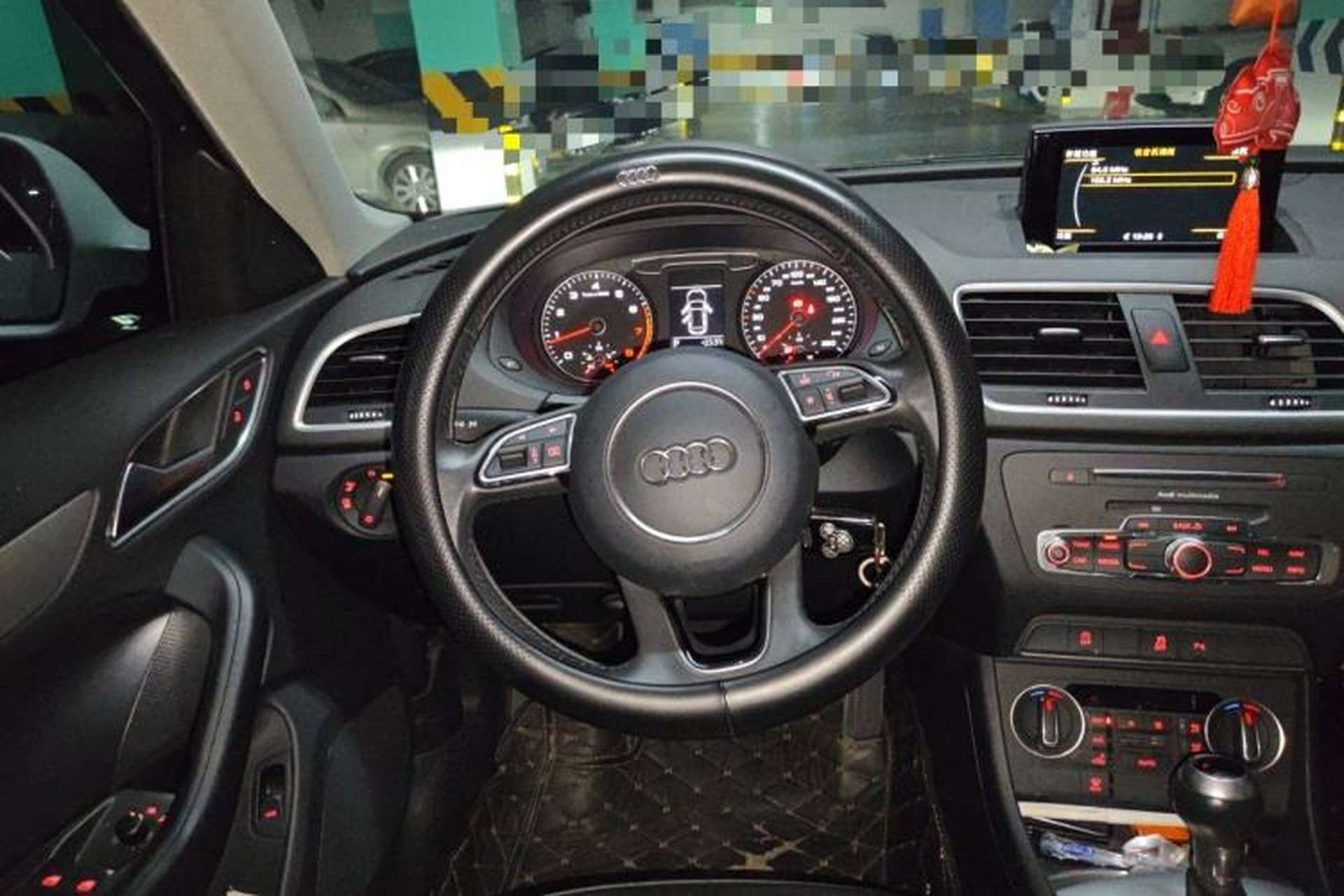 Used Audi Q3 2018 30th Anniversary Edition 30 TFSI Fashion Model Steering Wheel
