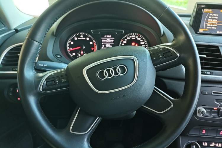 Used Audi Q3 2018 30th Anniversary Edition 30 TFSI Standard Model Steering Wheel