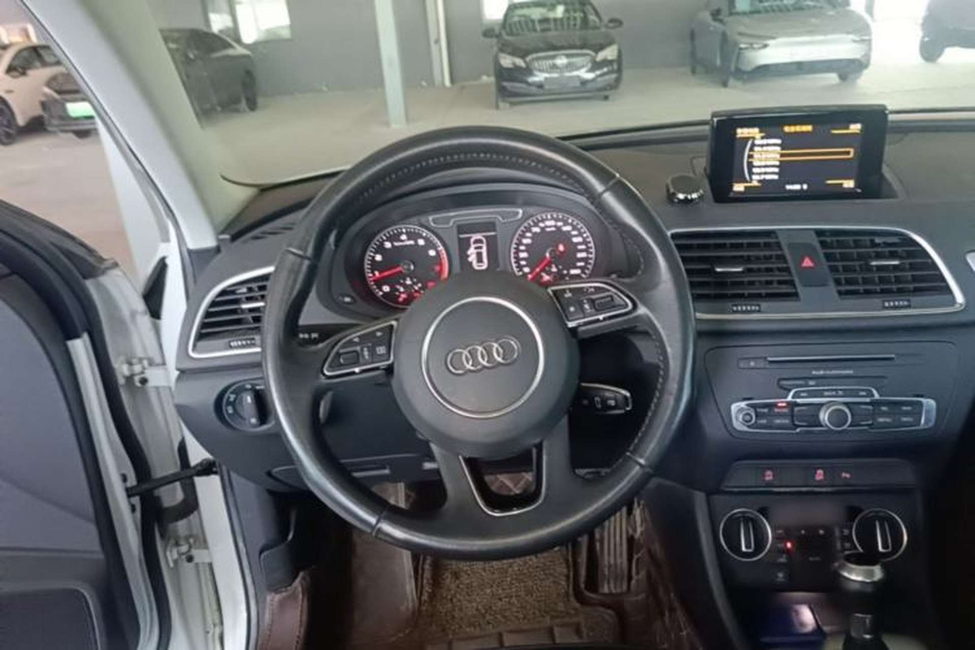Used Audi Q3 2018 30th Anniversary Edition 30 TFSI Fashion Model Steering Wheel