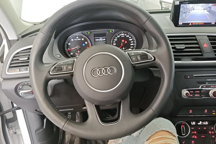 Used Audi Q3 2018 30th Anniversary Edition 30 TFSI Style Model Steering Wheel