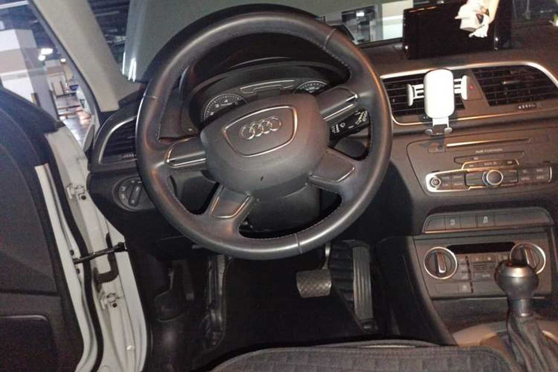 Used Audi Q3 2018 30th Anniversary Edition 30 TFSI Standard Model Steering Wheel