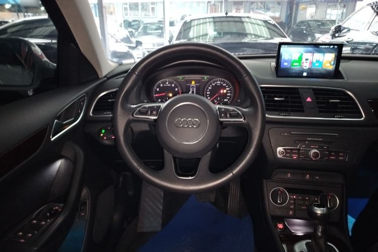 Used Audi Q3 2018 30th Anniversary Edition 35 TFSI Fashion Model Steering Wheel