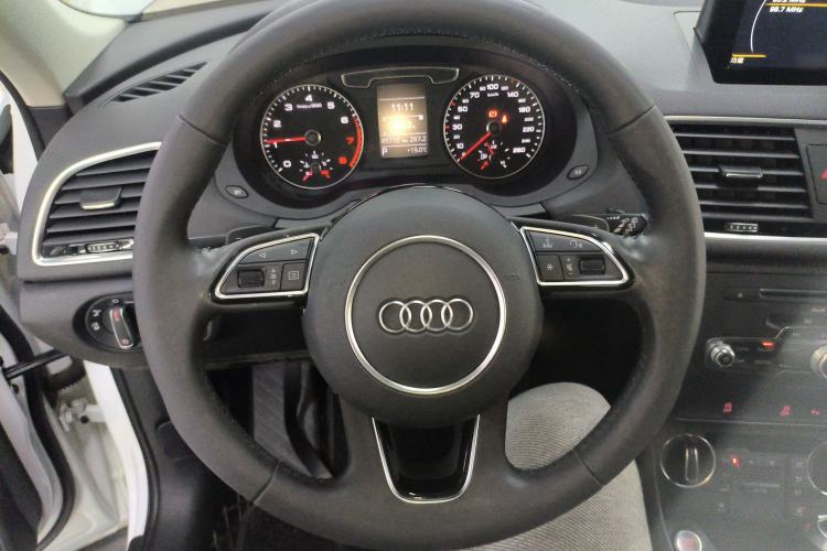 Used Audi Q3 2018 30th Anniversary Edition 35 TFSI Sport Model Steering Wheel