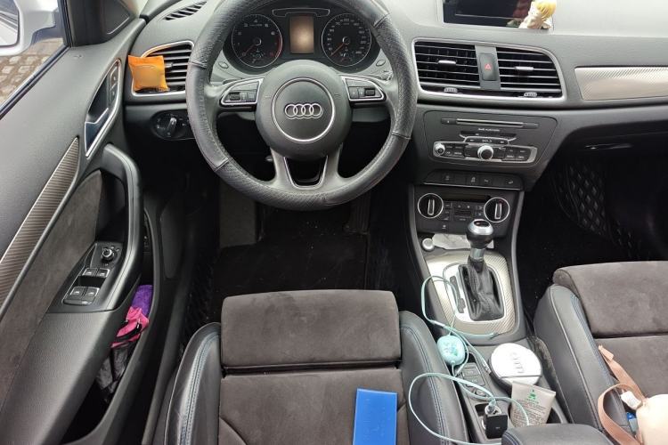 Used Audi Q3 2018 30th Anniversary Edition 35 TFSI Sport Model Steering Wheel