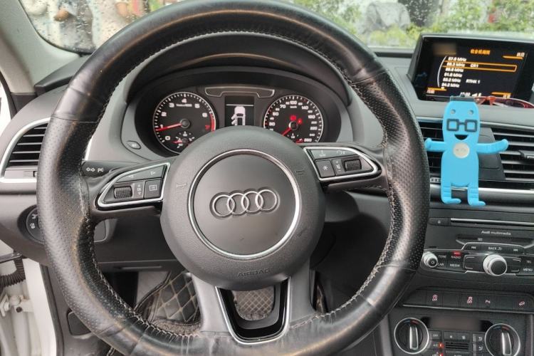 Used Audi Q3 2018 30th Anniversary Edition 35 TFSI Sport Model Steering Wheel