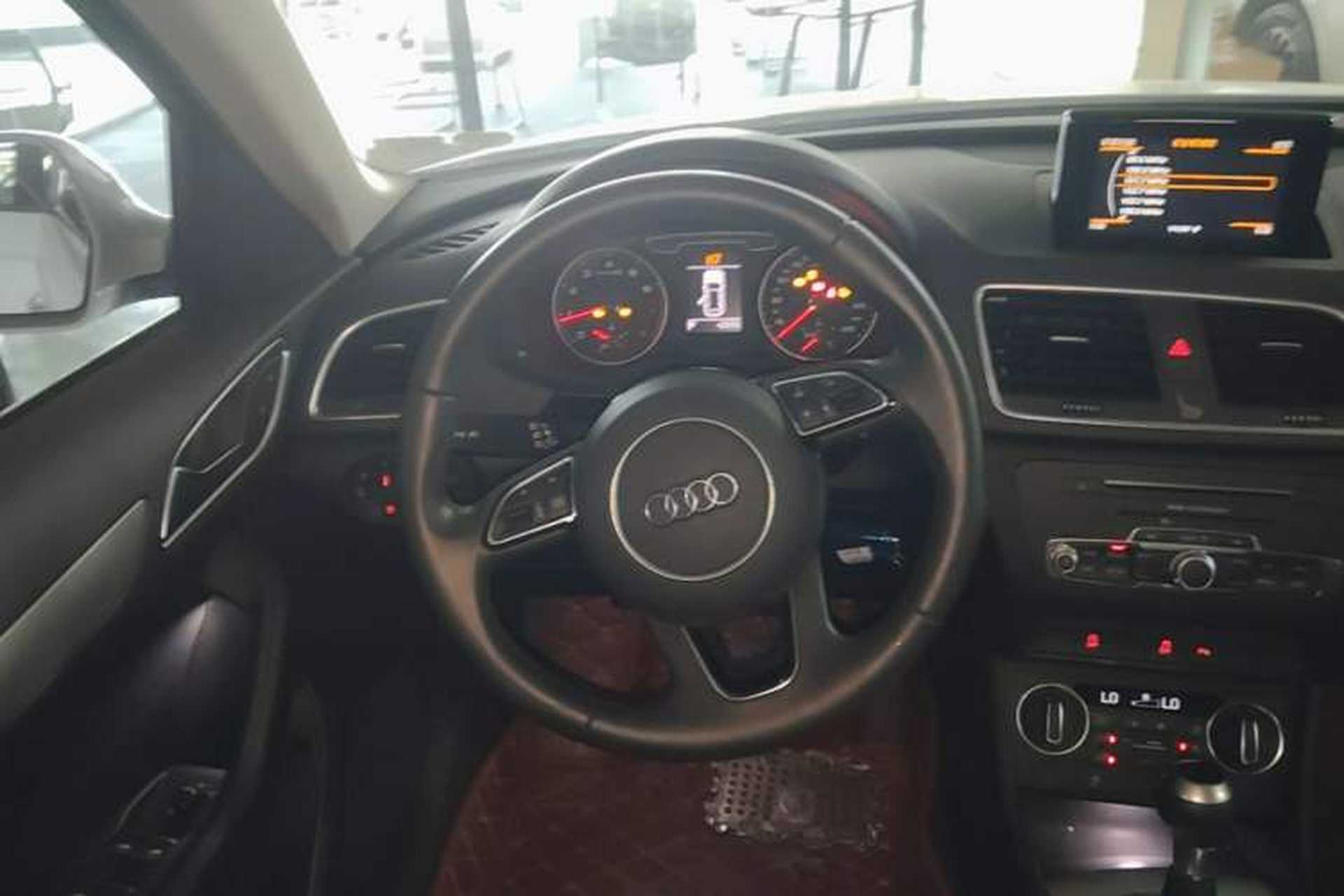 Used Audi Q3 2018 30 TFSI Fashion Edition Collector's Version Steering Wheel