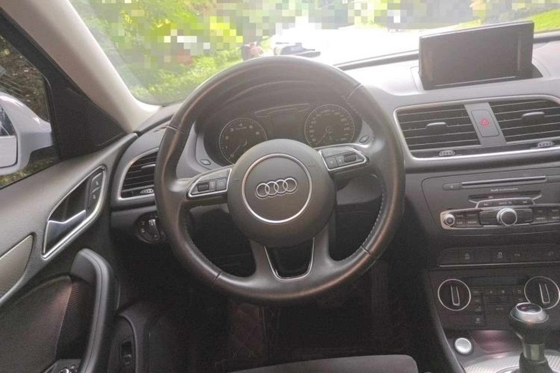 Used Audi Q3 2018 30th Anniversary Edition 35 TFSI Sport Model Steering Wheel