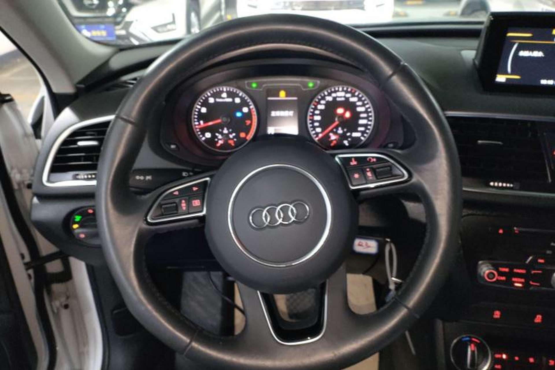 Used Audi Q3 2018 30th Anniversary Edition 30 TFSI Fashion Model Steering Wheel