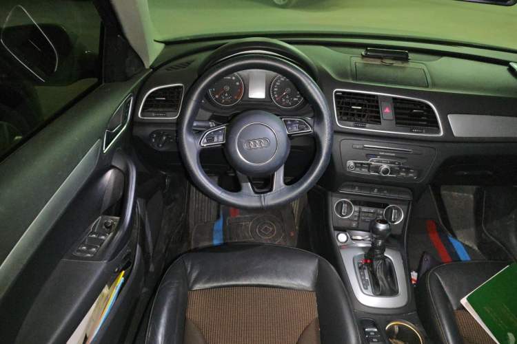 Used Audi Q3 2018 30th Anniversary Edition 30 TFSI Fashion Model Steering Wheel