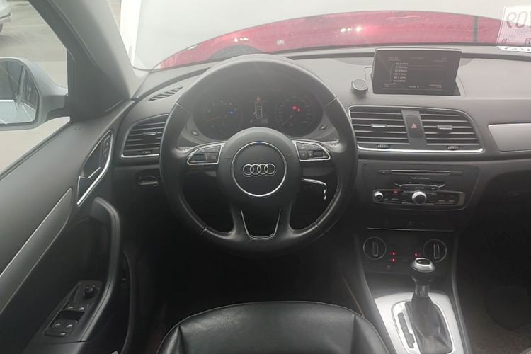 Used Audi Q3 2018 30th Anniversary Edition 30 TFSI Fashion Model Steering Wheel