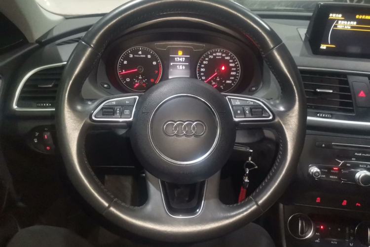Used Audi Q3 2018 30th Anniversary Edition 35 TFSI Fashion Model Steering Wheel