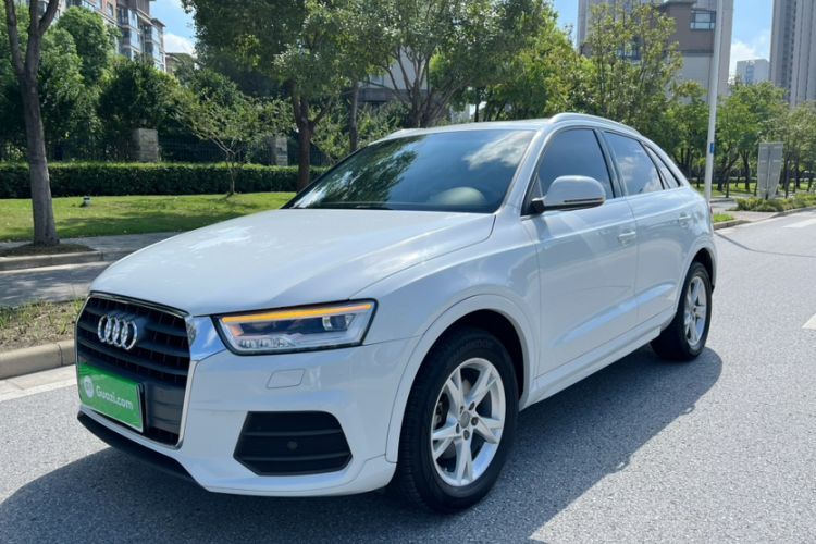 Audi Q3 2018 30th Anniversary Edition 30 TFSI Fashion Model с пробегом Guazi used car, China used car export, Used car for sale, Used cars, Cheapest cars for sale