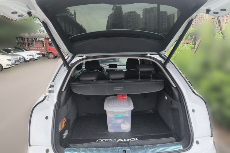 Used Audi Q3 2018 30th Anniversary Edition 30 TFSI Fashion Model Trunk