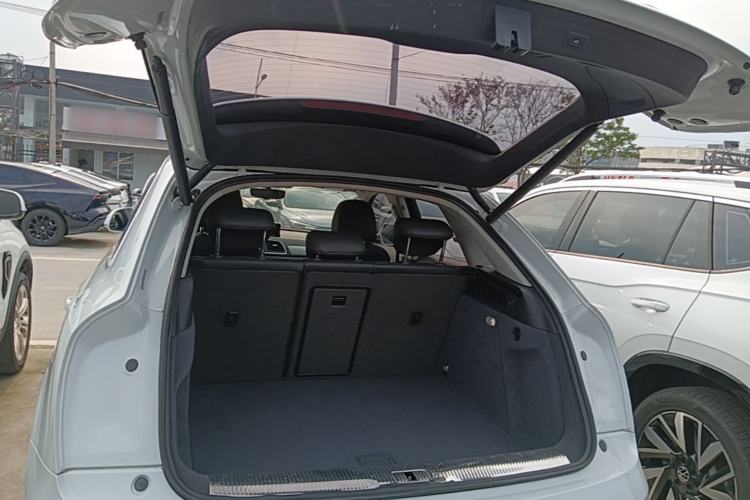 Used Audi Q3 2018 30th Anniversary Edition 35 TFSI Fashion Model Trunk
