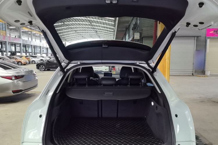 Used Audi Q3 2018 30th Anniversary Edition 30 TFSI Fashion Model Trunk
