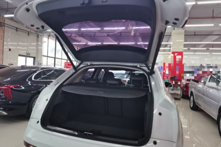 Used Audi Q3 2018 30th Anniversary Edition 35 TFSI Fashion Model Trunk