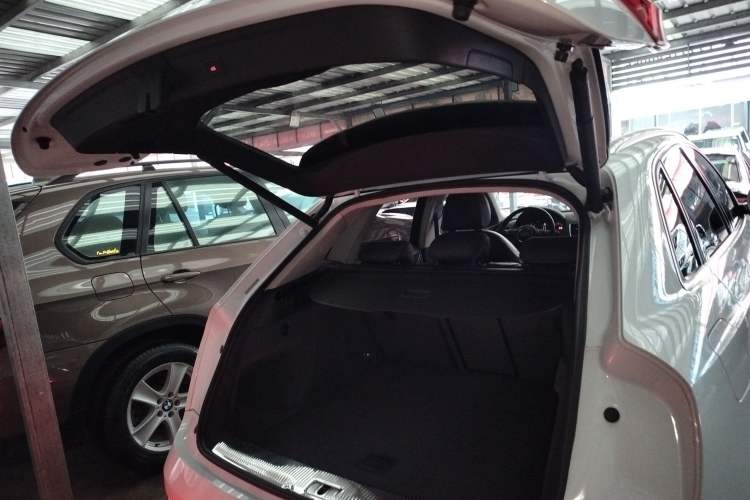 Used Audi Q3 2018 30th Anniversary Edition 35 TFSI Fashion Model Trunk