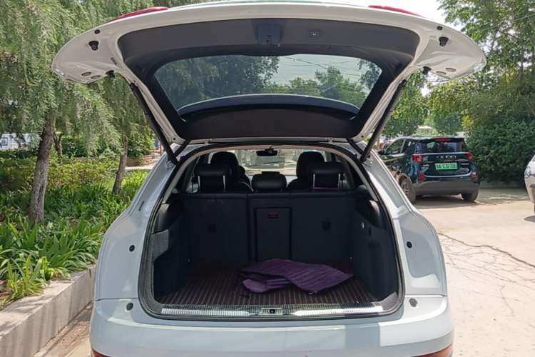 Used Audi Q3 2018 30th Anniversary Edition 30 TFSI Fashion Model Trunk