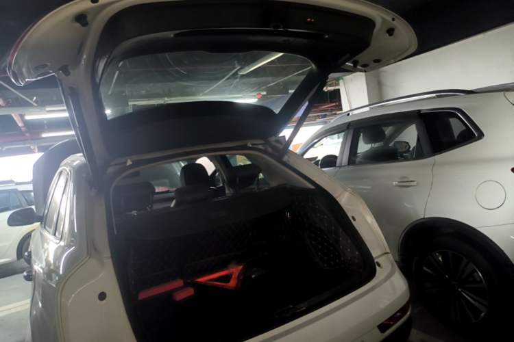 Used Audi Q3 2018 30th Anniversary Edition 30 TFSI Style Model Trunk
