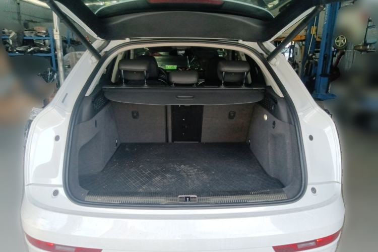 Used Audi Q3 2018 30th Anniversary Edition 30 TFSI Fashion Model Trunk