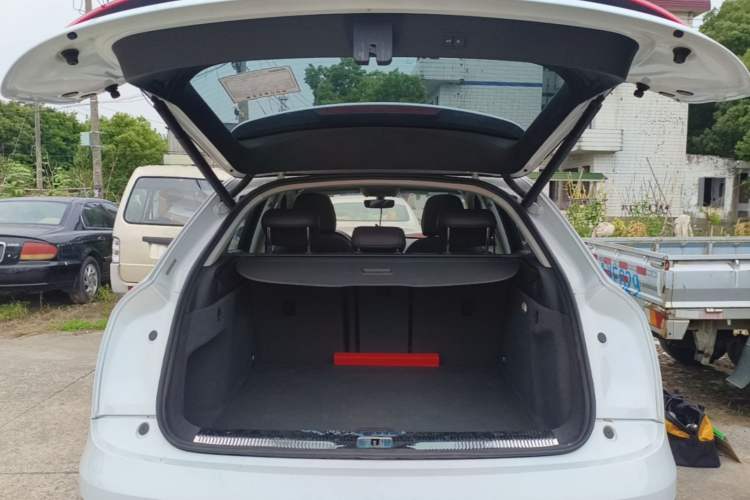 Used Audi Q3 2018 30th Anniversary Edition 30 TFSI Fashion Model Trunk
