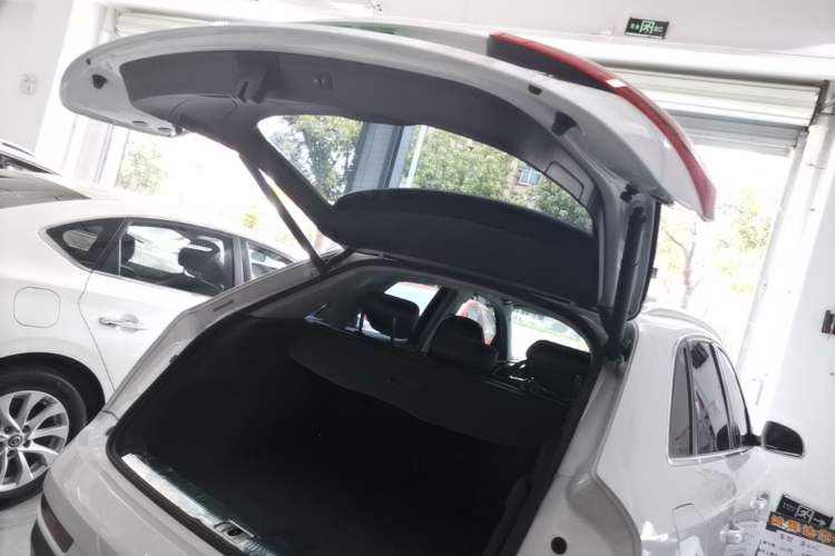 Used Audi Q3 2018 30th Anniversary Edition 30 TFSI Fashion Model Trunk