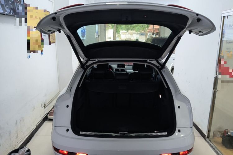 Used Audi Q3 2018 30th Anniversary Edition 30 TFSI Fashion Model Trunk