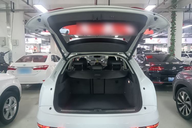 Used Audi Q3 2018 30th Anniversary Edition 30 TFSI Style Model Trunk