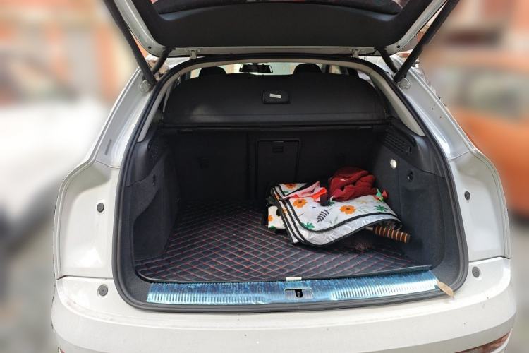 Used Audi Q3 2018 30th Anniversary Edition 30 TFSI Fashion Model Trunk