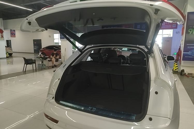Used Audi Q3 2018 30th Anniversary Edition 30 TFSI Fashion Model Trunk