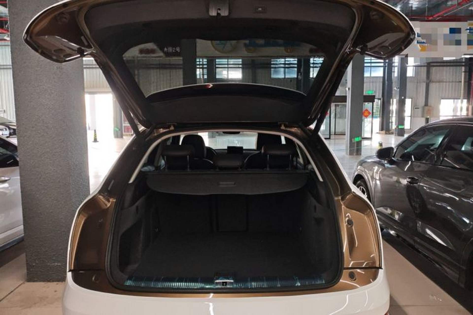 Used Audi Q3 2018 30th Anniversary Edition 30 TFSI Fashion Model Trunk