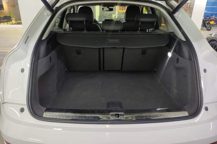 Used Audi Q3 2018 30 TFSI Fashion Edition Collector's Version Trunk