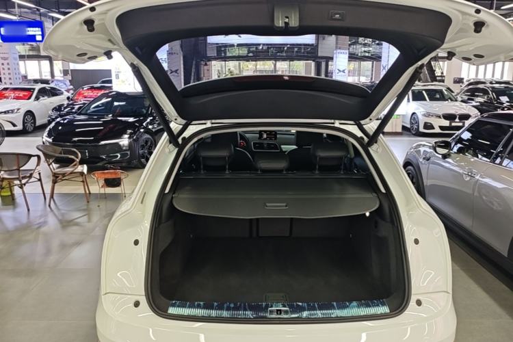 Used Audi Q3 2018 30th Anniversary Edition 30 TFSI Fashion Model Trunk