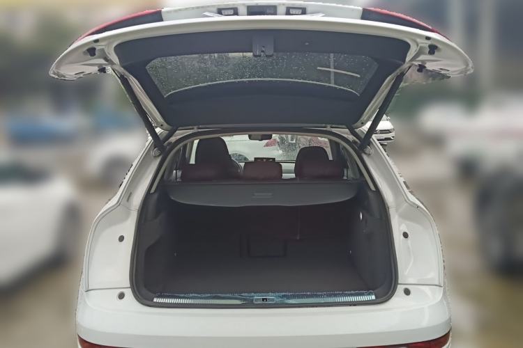 Used Audi Q3 2018 30th Anniversary Edition 30 TFSI Fashion Model Trunk