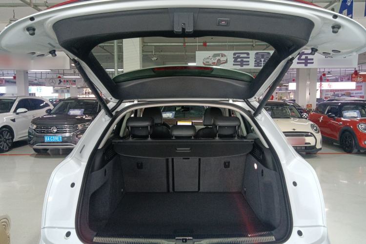Used Audi Q3 2018 30th Anniversary Edition 35 TFSI Fashion Model Trunk