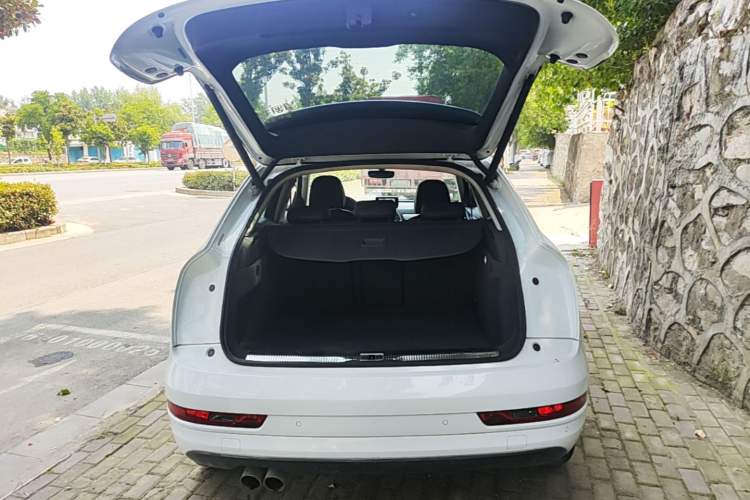 Used Audi Q3 2018 30th Anniversary Edition 30 TFSI Fashion Model Trunk